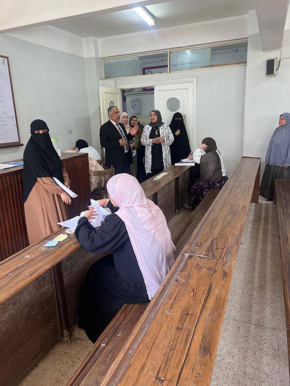 جانب من جولة نائب رئيس جامعة الأزهر