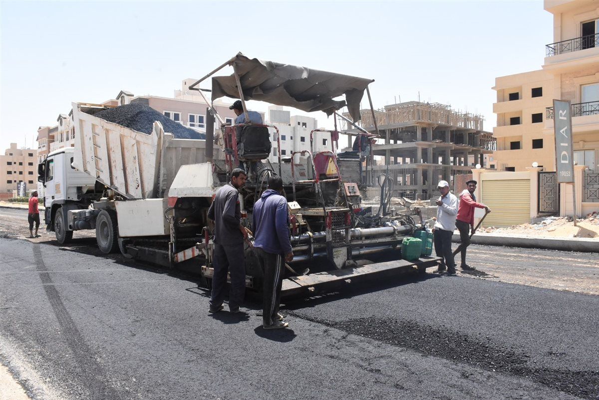 رئيس جهاز القاهرة الجديدة يتفقد مشروع بيت الوطن بالتجمع الرابع