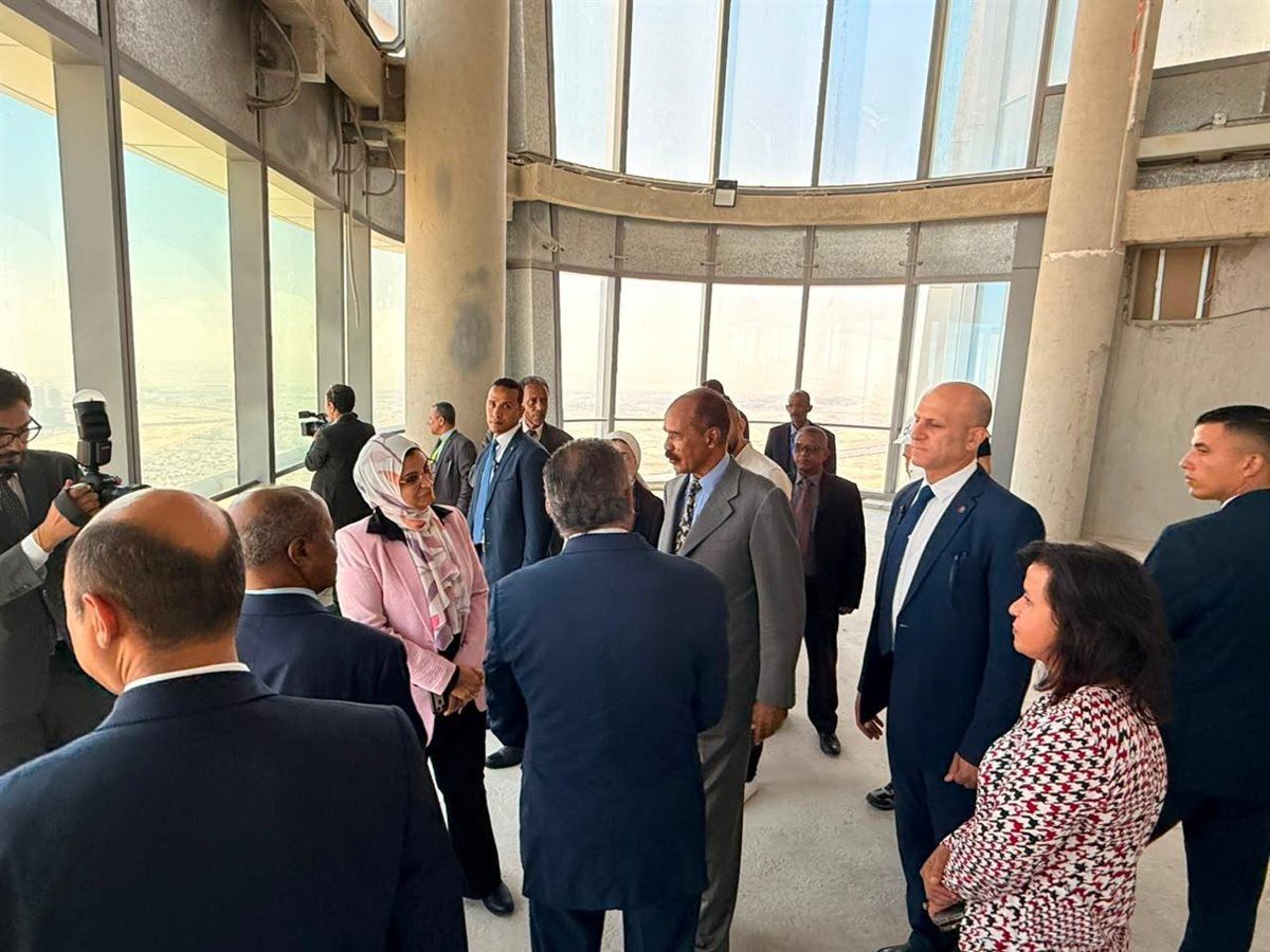 جولة رئيس إريتريا فى العاصمة الجديدة