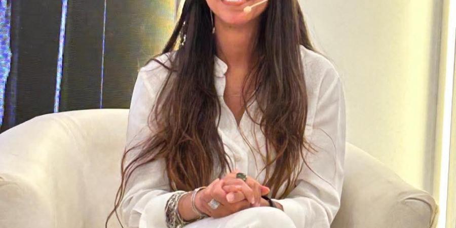 بطلة مسلسل "مبروك جالك قلق".. من هي رباب عوض ولماذا تصدرت التريند بعد 20 عامًا؟